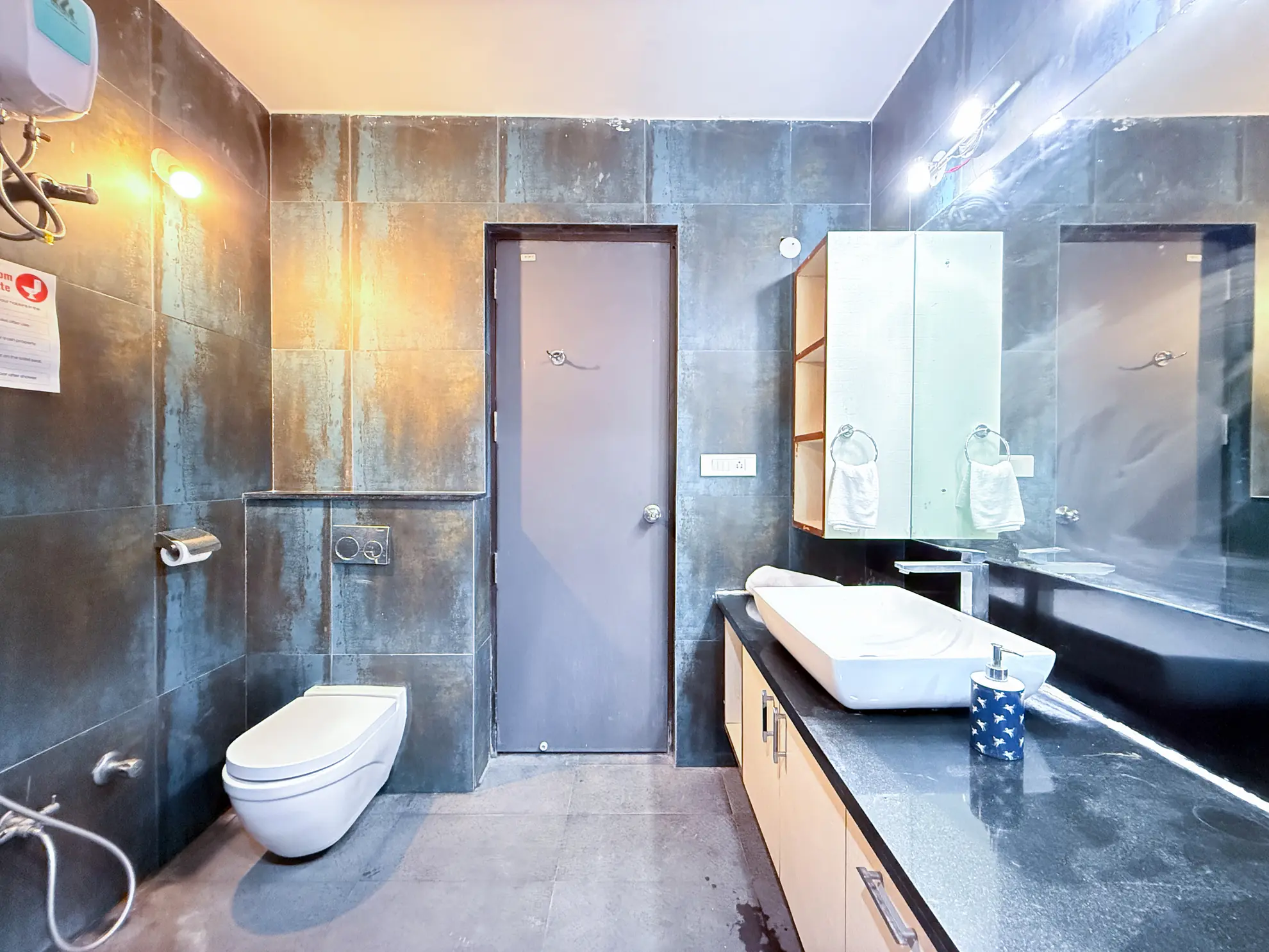 Third Bedroom 10 at Lagoon Luxe, Bengaluru
