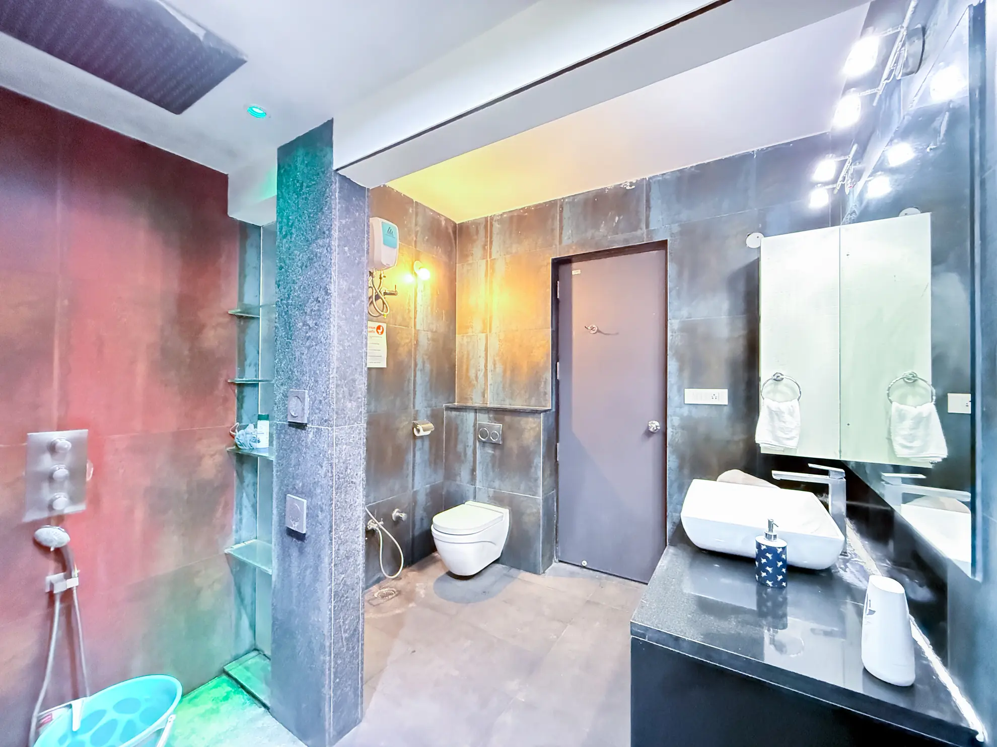 Third Bedroom 11 at Lagoon Luxe, Bengaluru