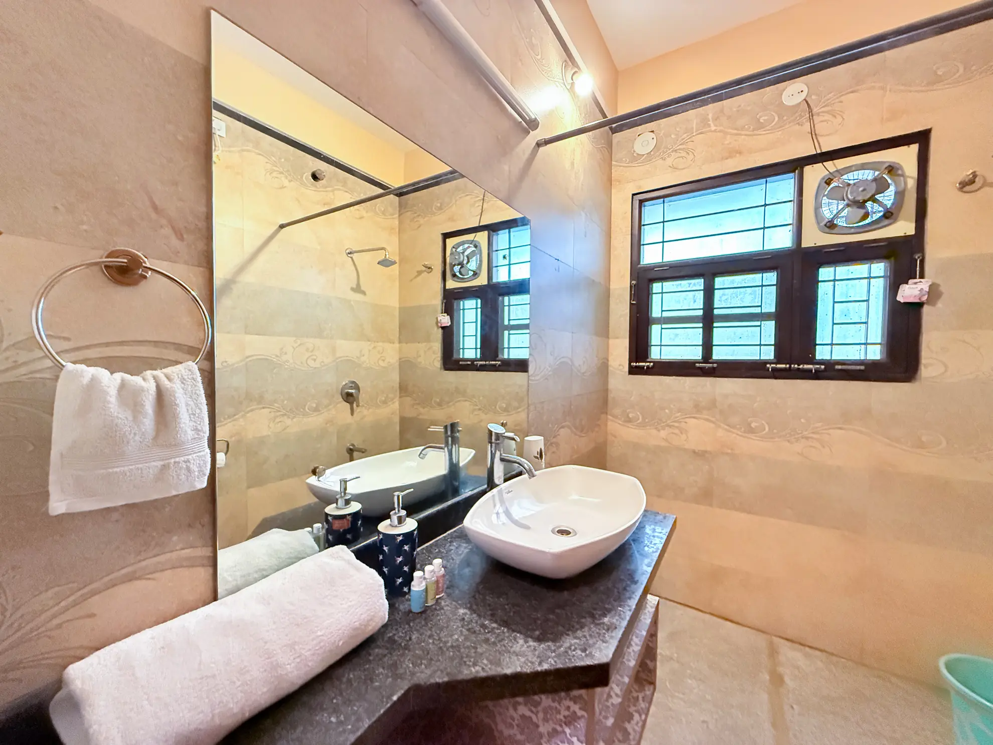 Fourth Bedroom 7 at Lagoon Luxe, Bengaluru