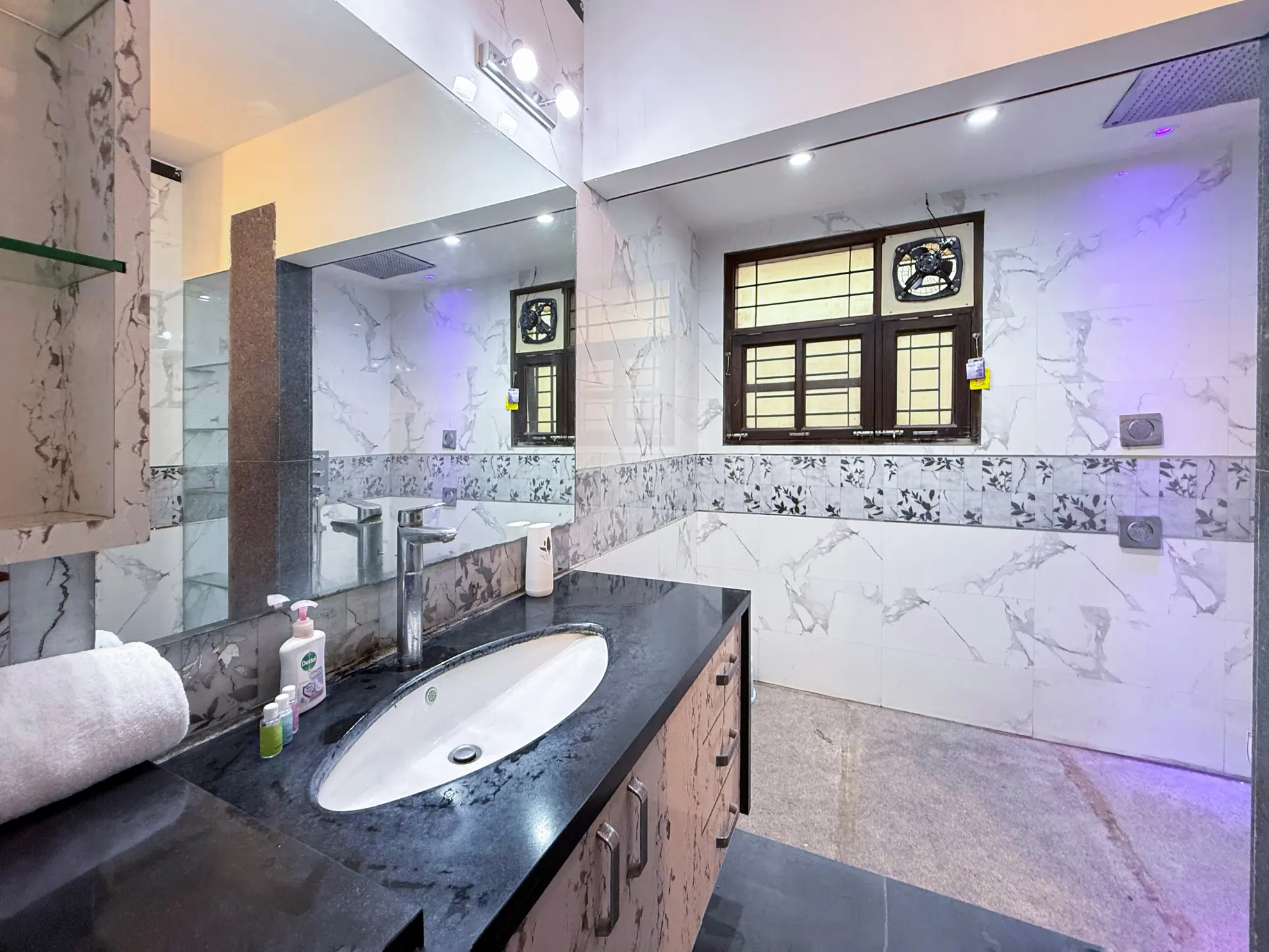 First Bedroom 10 at Lagoon Luxe, Bengaluru