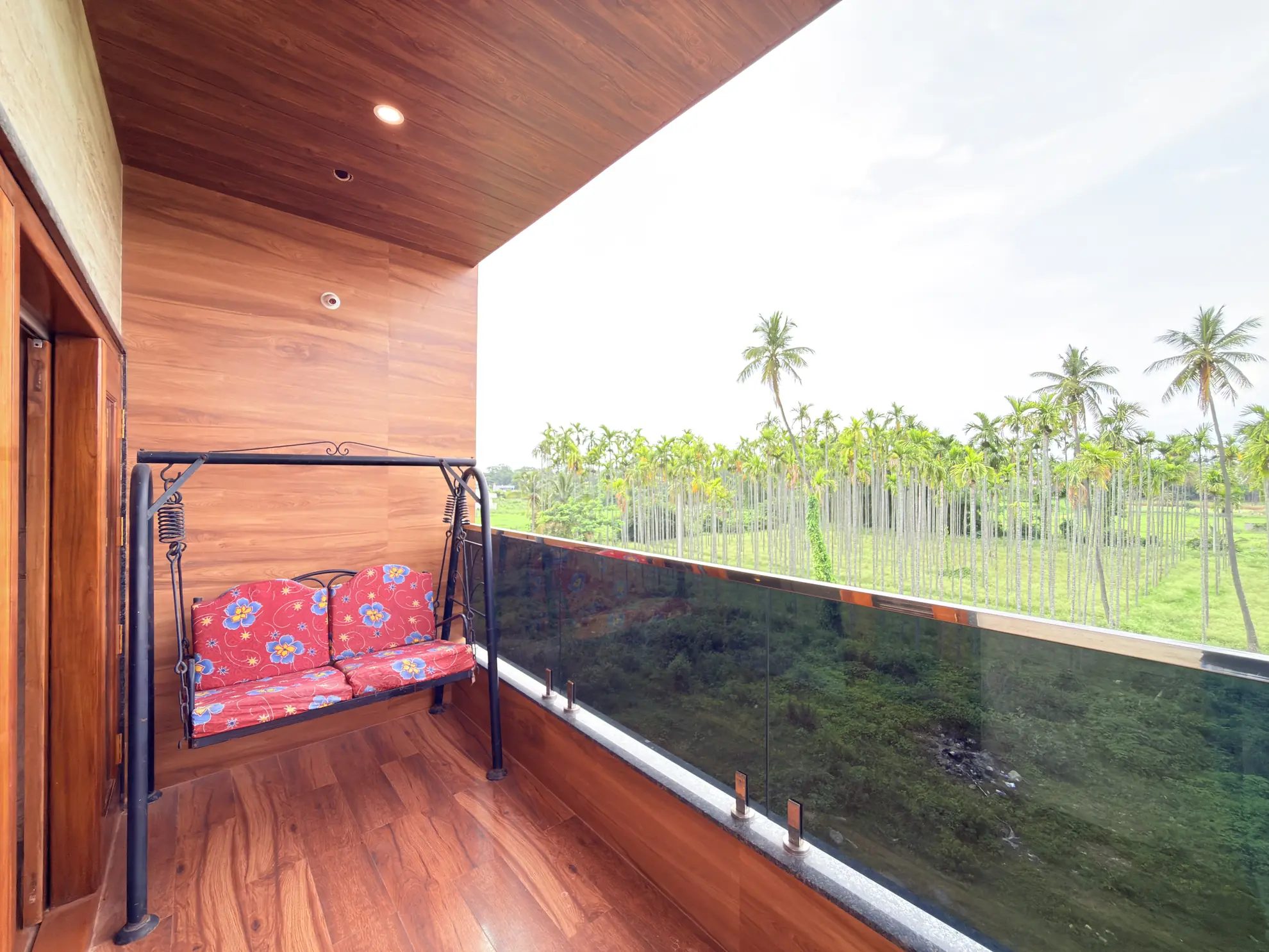 Lounge 8 at Palm Breeze, Bengaluru