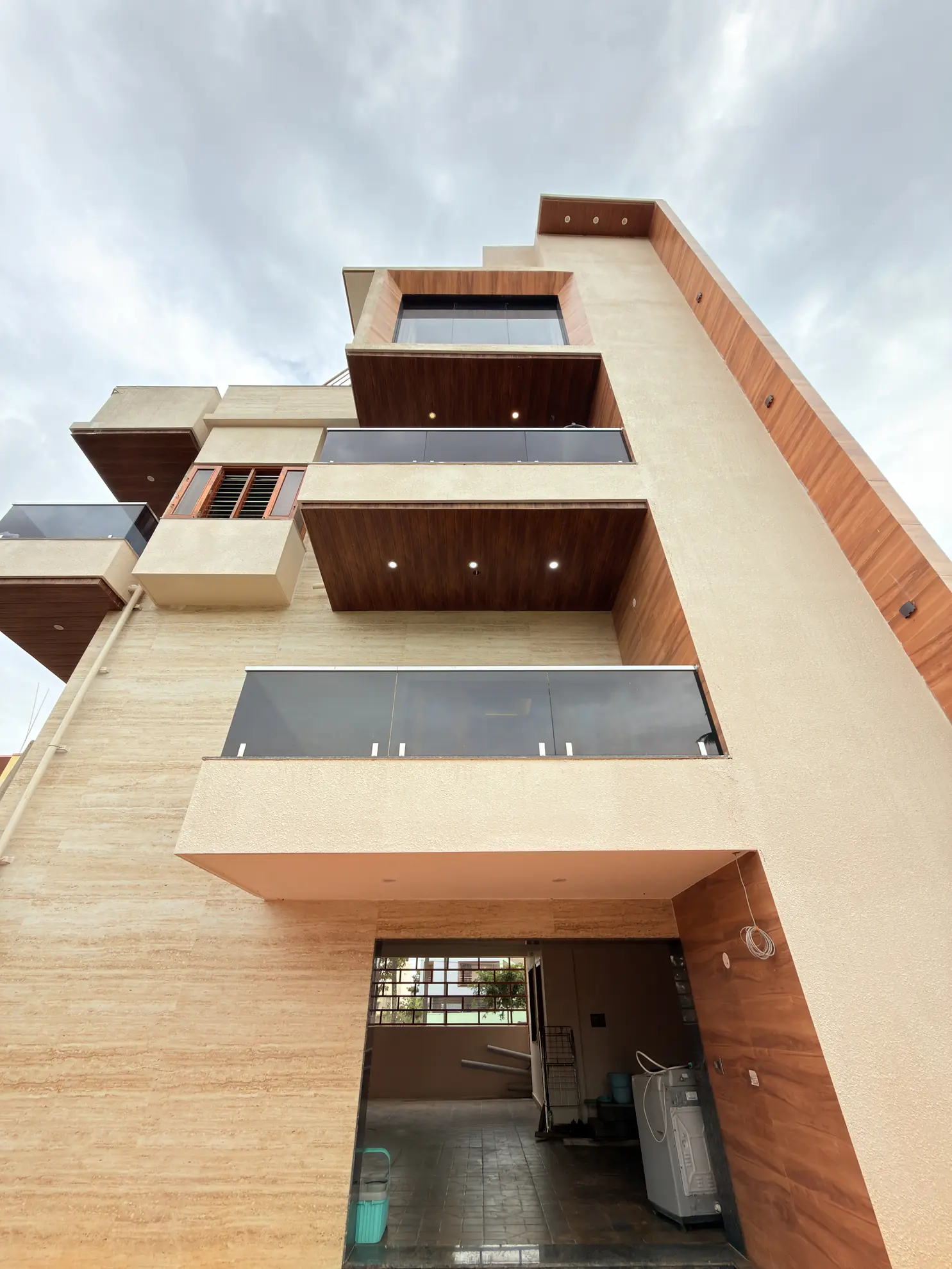 Entrance and Parking 5 at Palm Breeze, Bengaluru