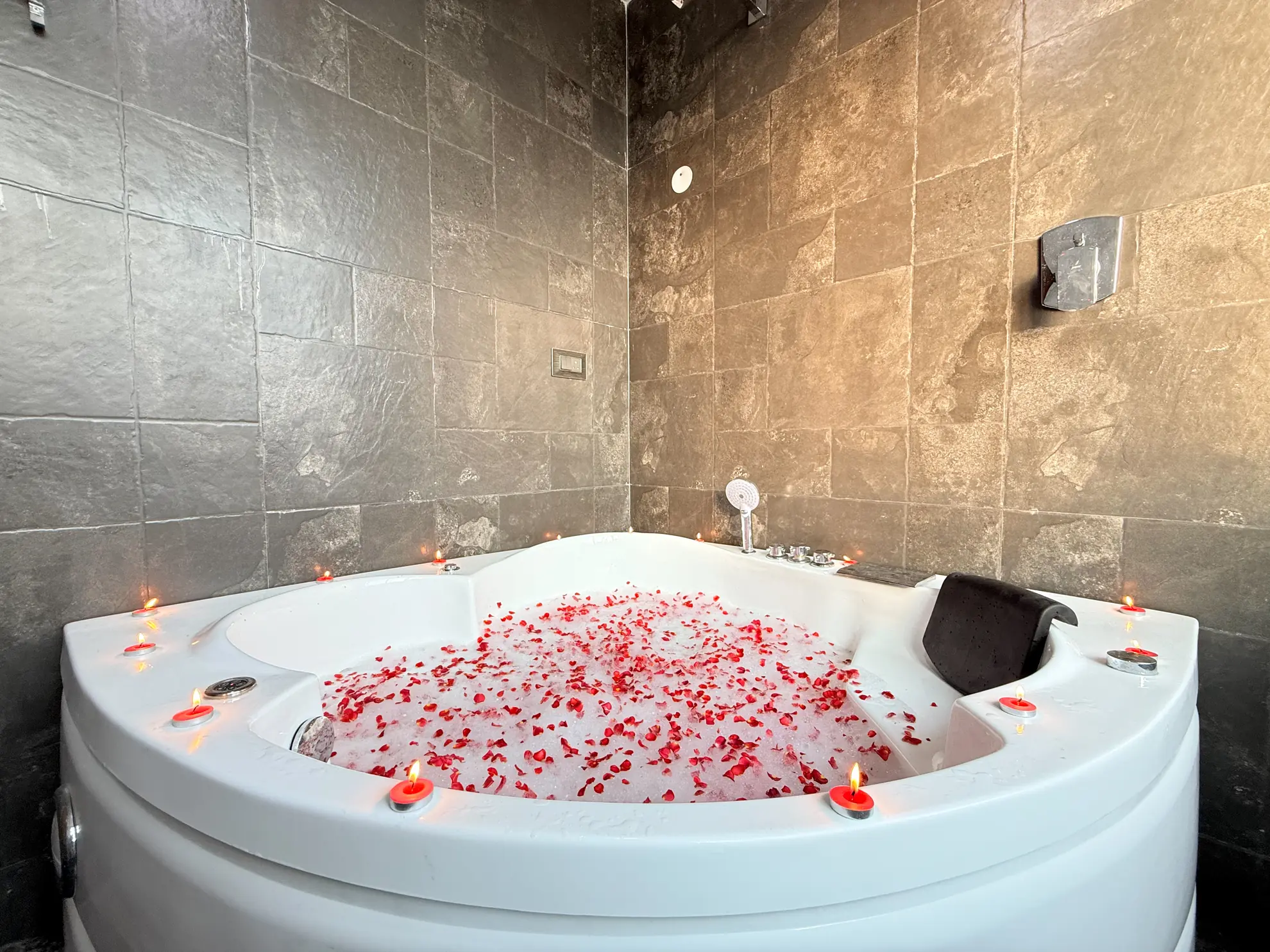 Jacuzzi 2 at Urban Utopia, Bengaluru