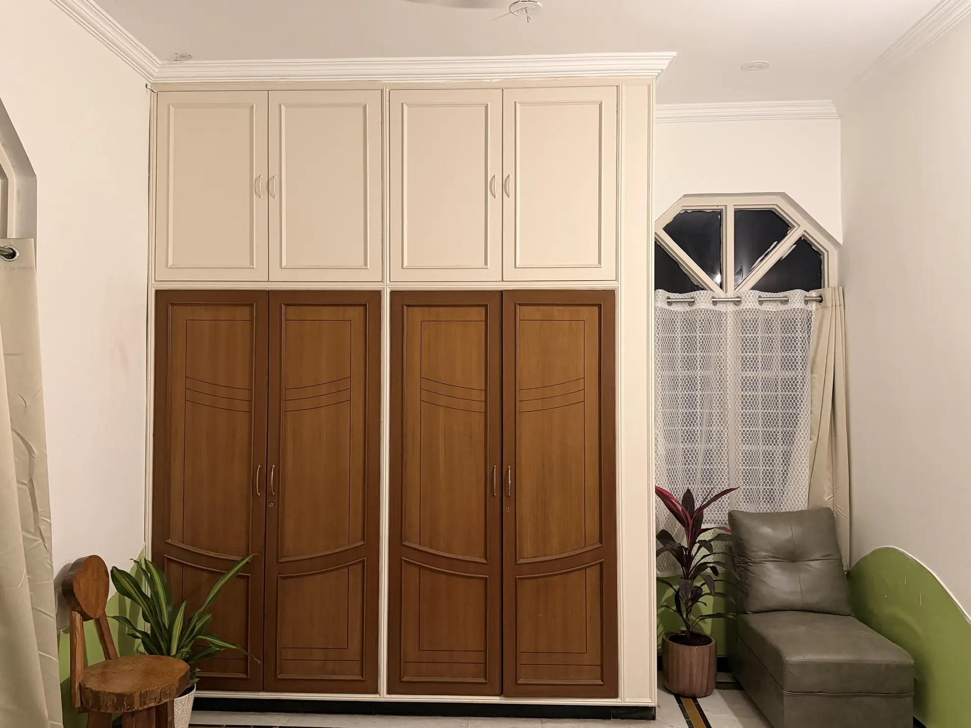 Third Bedroom 7 at Deccan Escape, Hyderabad