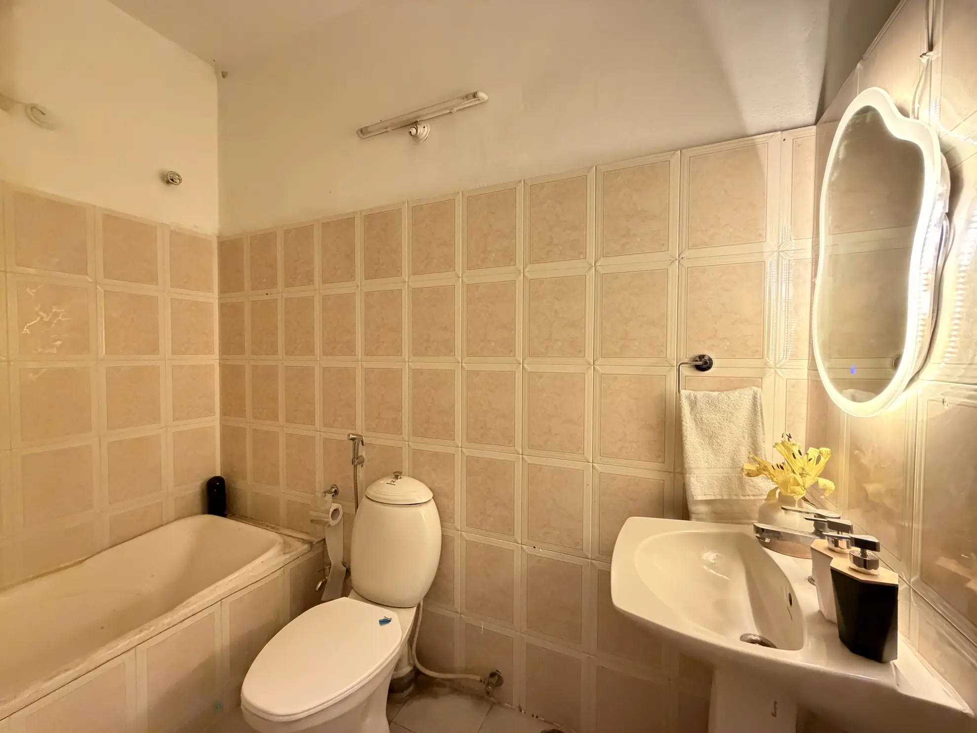 Second Bedroom 10 at Deccan Escape, Hyderabad