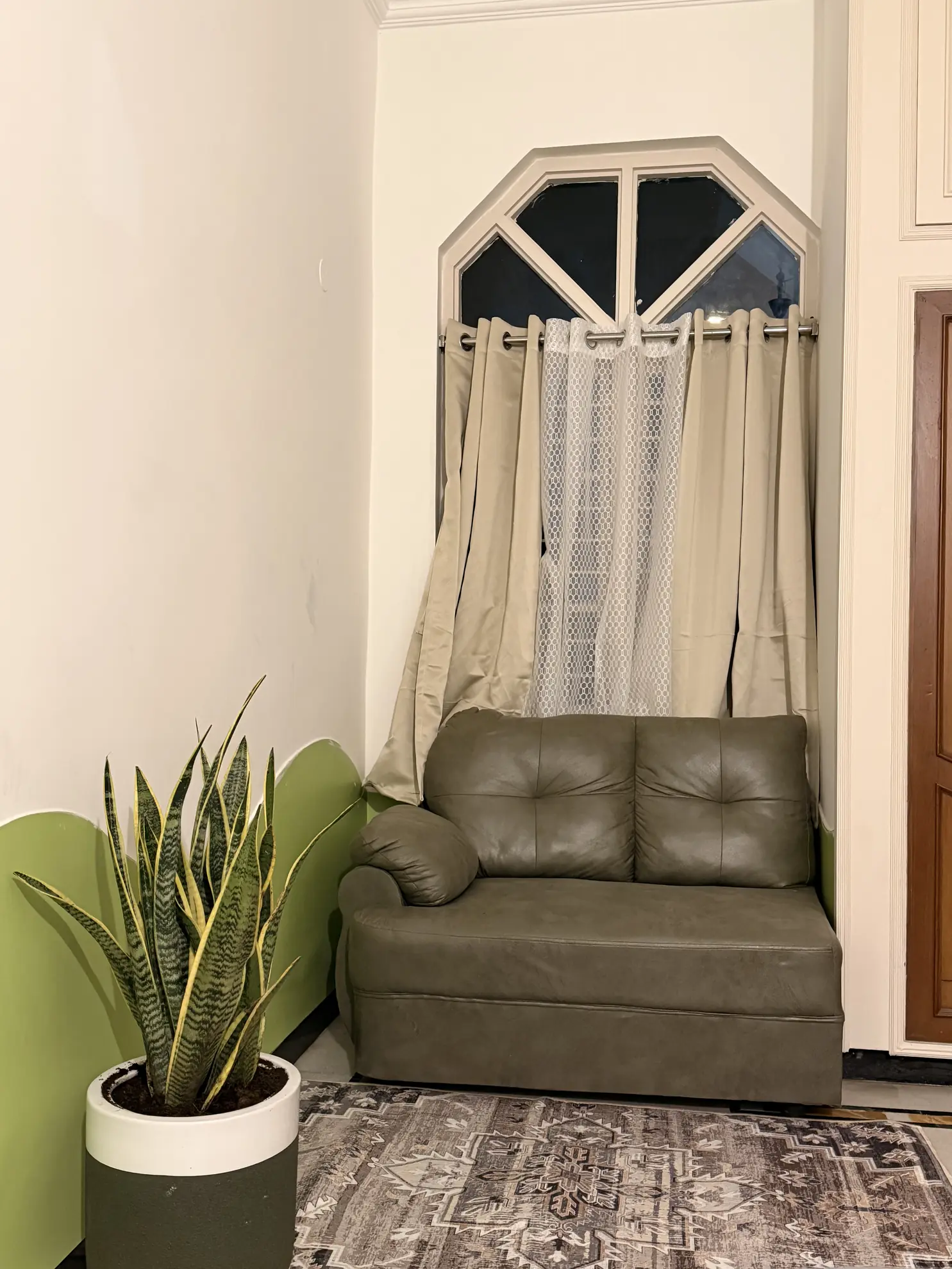 Fourth Bedroom 11 at Deccan Escape, Hyderabad