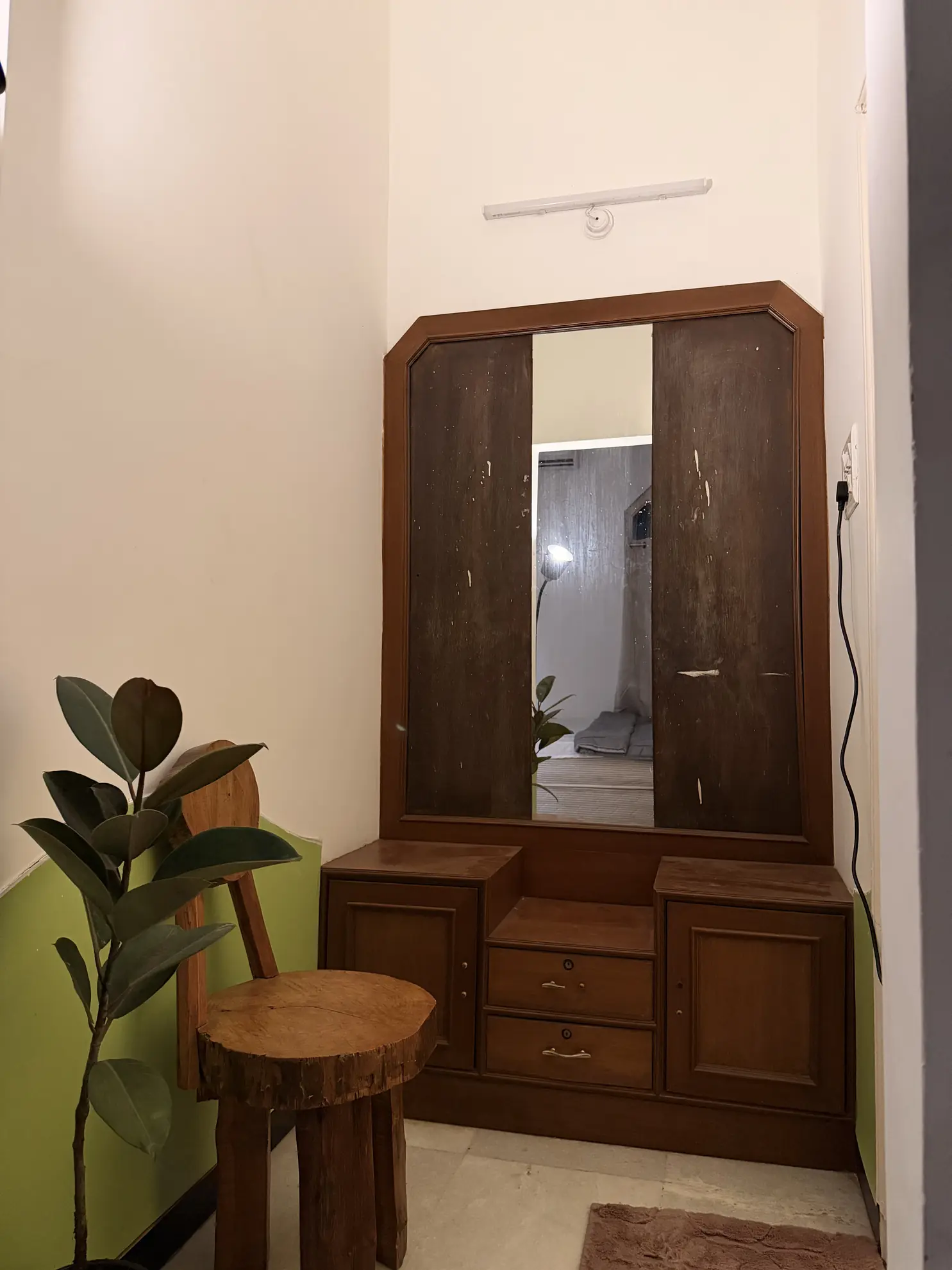 Fourth Bedroom 12 at Deccan Escape, Hyderabad