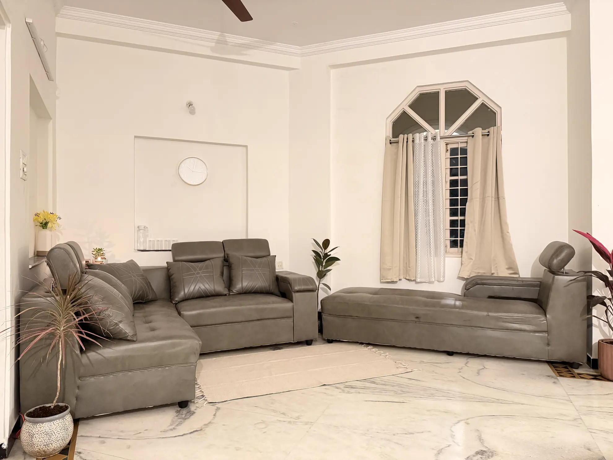 Lounge 4 at Deccan Escape, Hyderabad