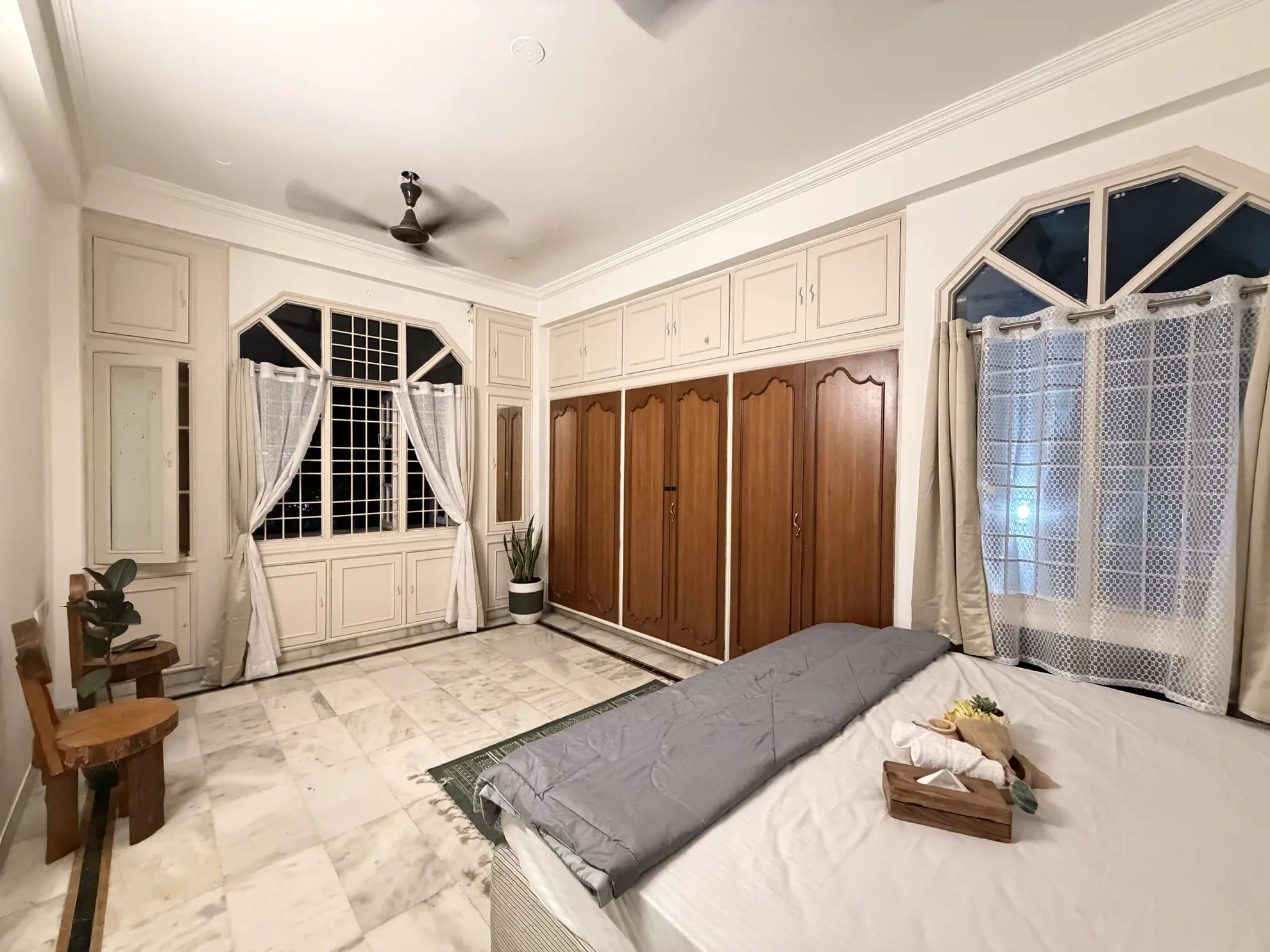 First Bedroom at Deccan Escape, Hyderabad