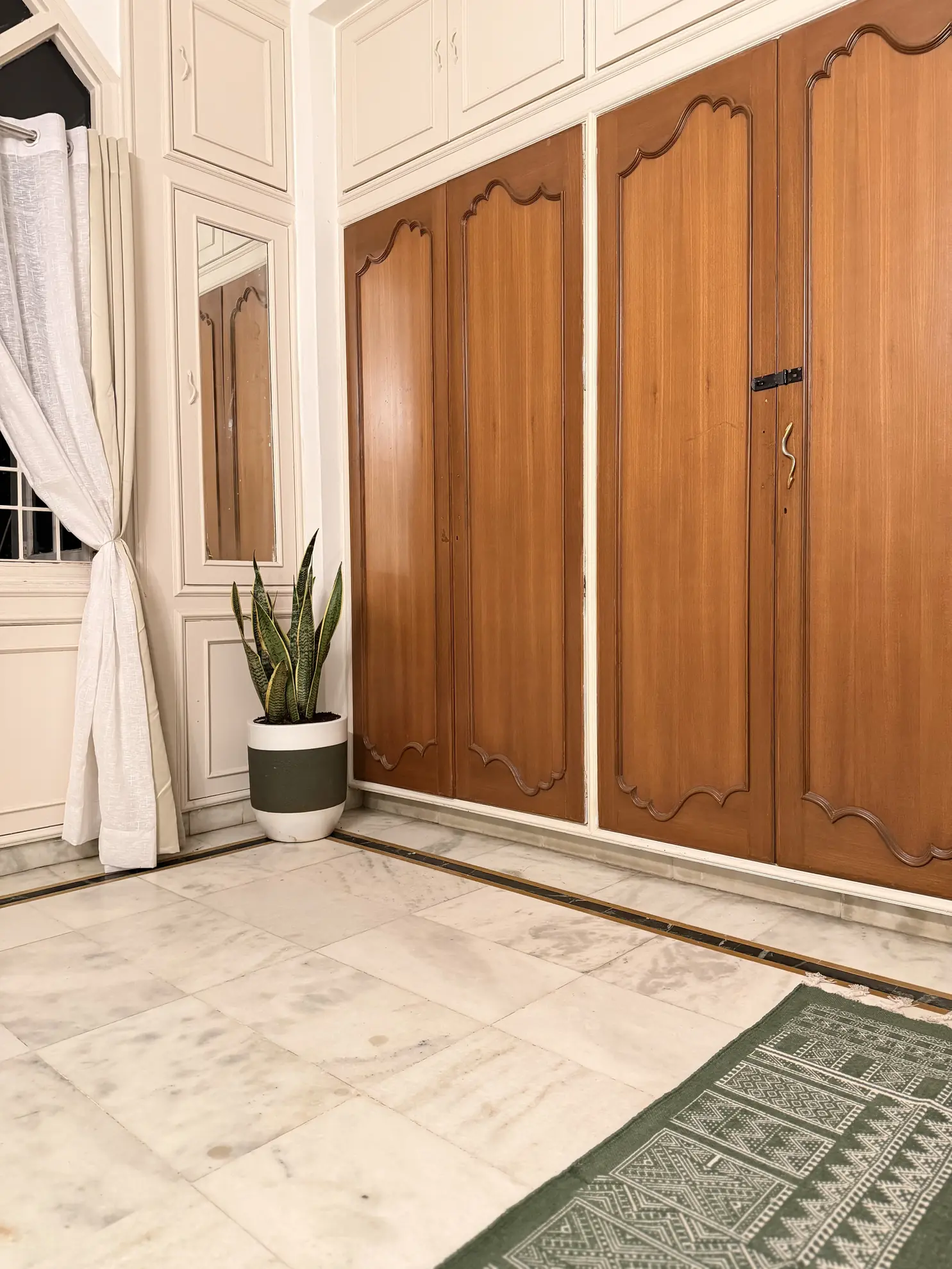 First Bedroom 5 at Deccan Escape, Hyderabad