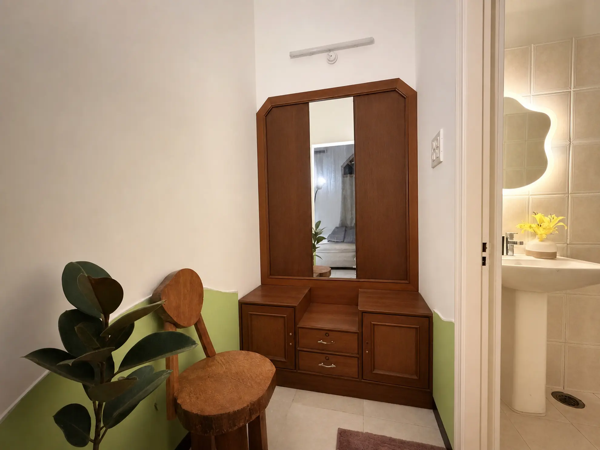 Fourth Bedroom 14 at Deccan Escape, Hyderabad