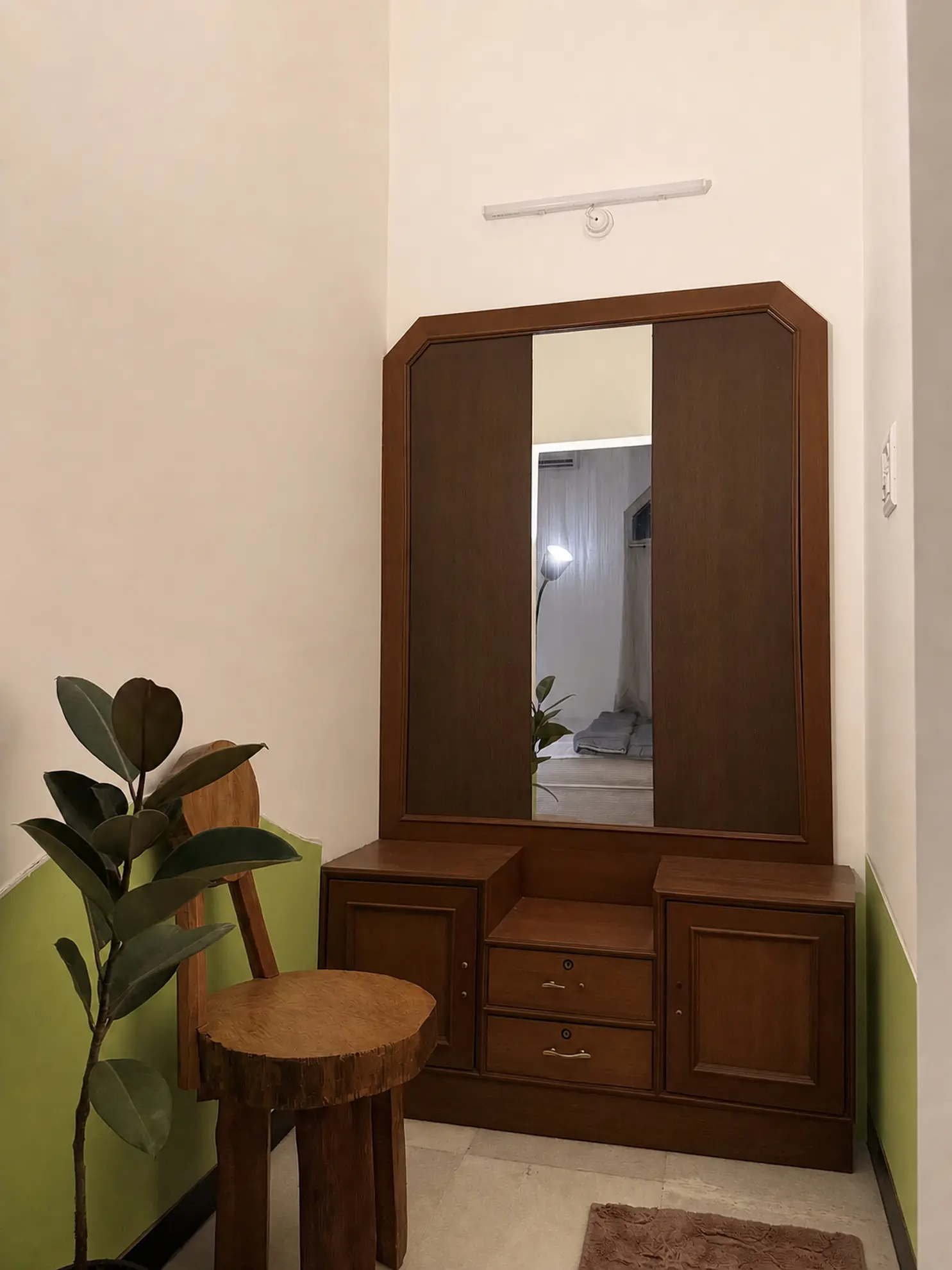 Fourth Bedroom 12 at Deccan Escape, Hyderabad
