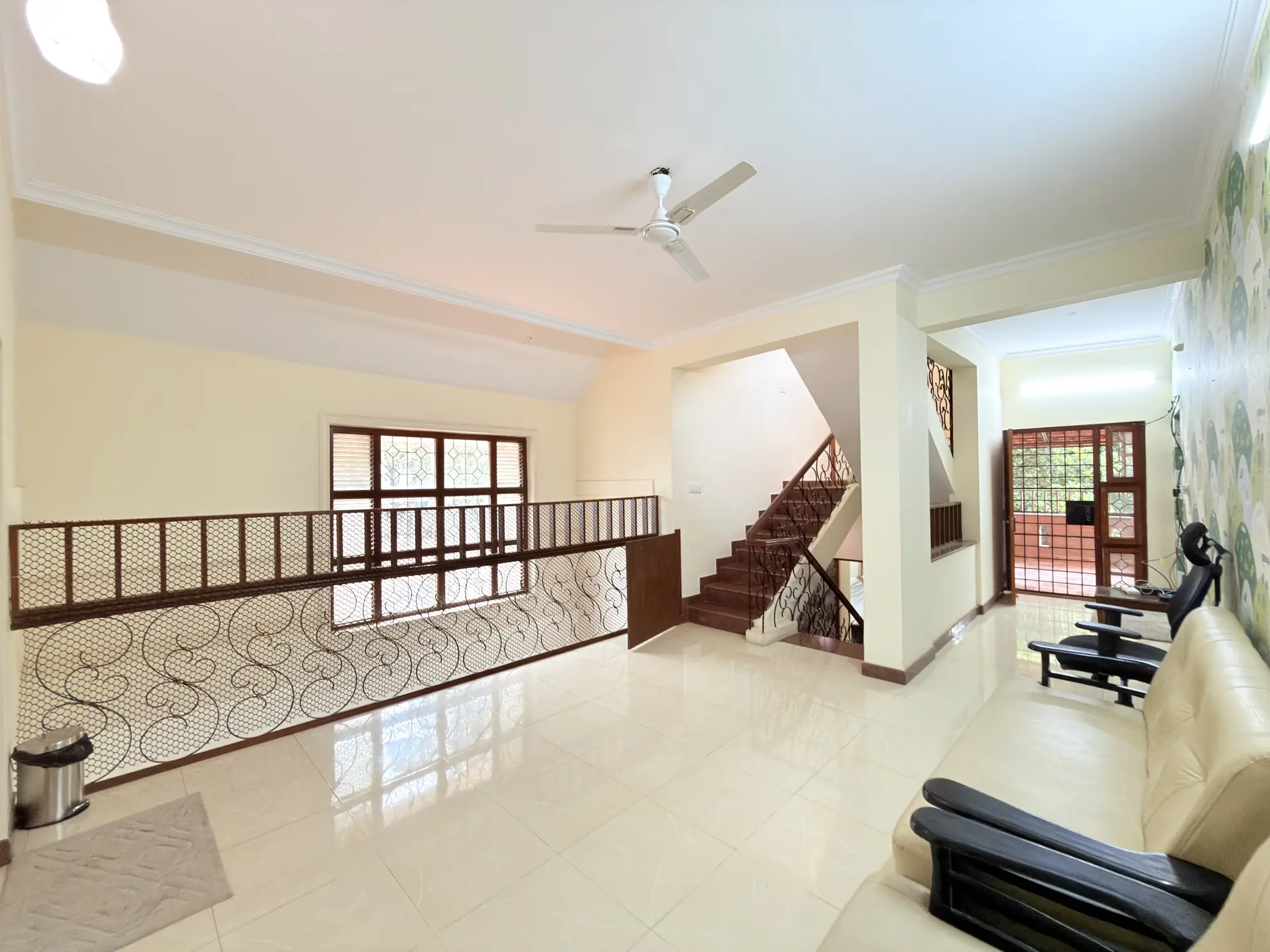 Lounge 5 at Sunny Brooks, Bengaluru